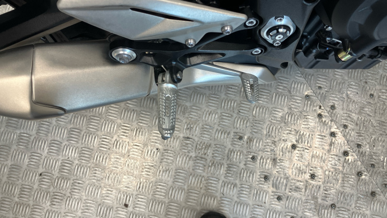 Triumph Street Triple R (23MY)